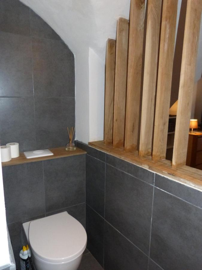 le tilleul Villevieille Extérieur photo